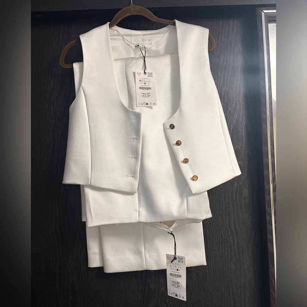 ZW COLLECTION SATIN VEST - Picture 10 of 10